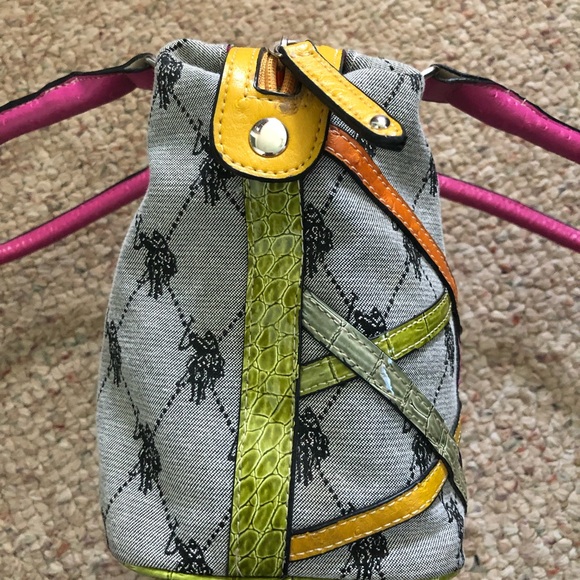 US POLI ASSN - Picture 4 of 8